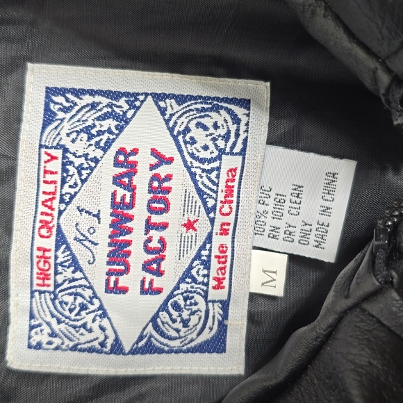 Funwear Factory vintage faux leather jacket sz Med - Picture 4 of 10